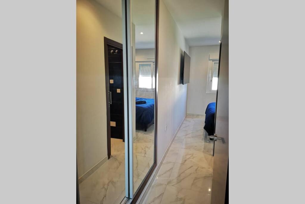 Black Sun. Modern Penthouse In تورّيفيِخا المظهر الخارجي الصورة